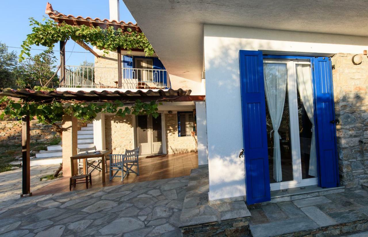 Villa Marouda Glossa Exterior photo